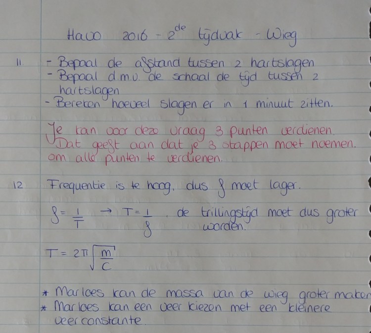 Examenopgave natuurkunde - Wieg - Havo - 2016 tijdvak 2 - uitwerking 2
